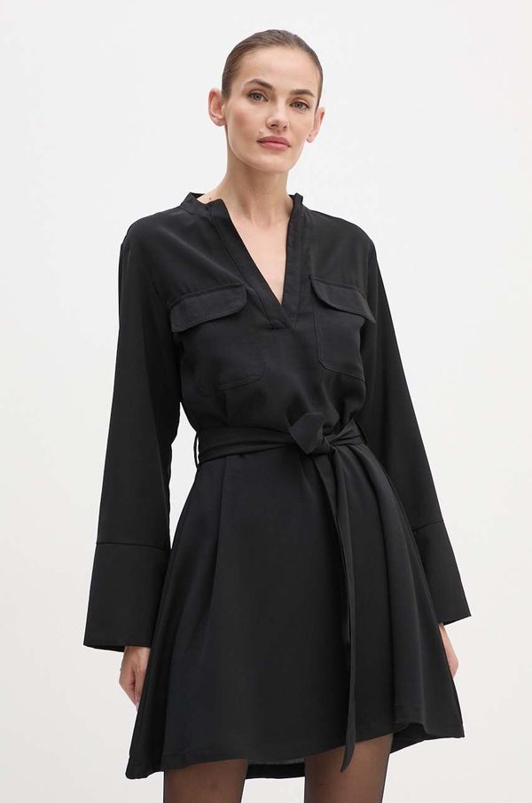 Silvian Heach Haljina Silvian Heach REIMBA boja: crna, mini, širi se prema dolje, GPA24120VE