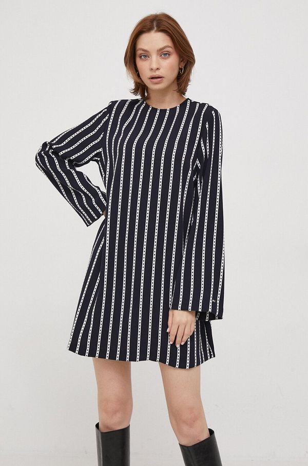 Tommy Hilfiger Haljina Tommy Hilfiger boja: tamno plava, mini, širi se prema dolje