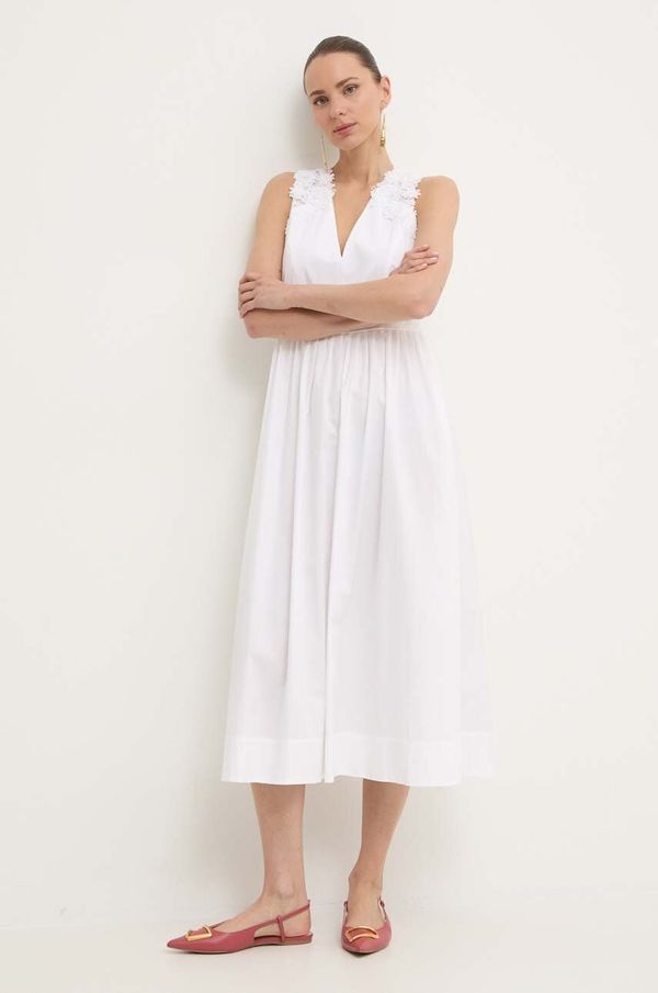 Twinset Haljina Twinset boja: bijela, maxi, širi se prema dolje