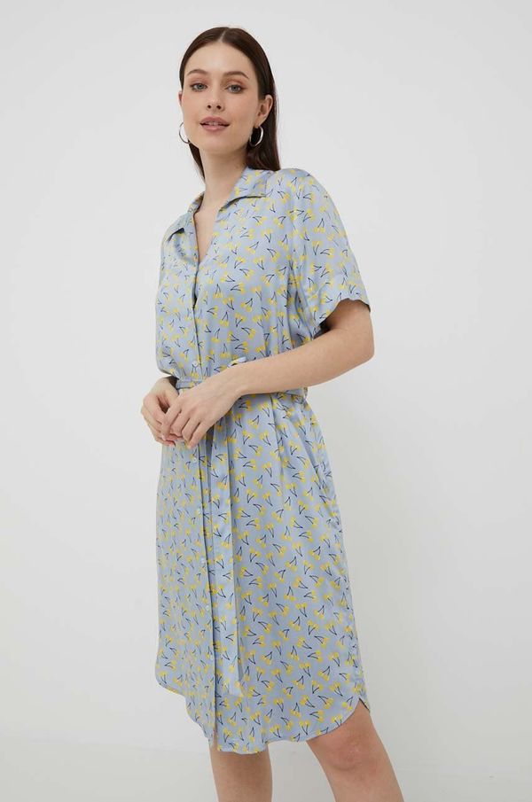 United Colors of Benetton Haljina United Colors of Benetton mini, širi se prema dolje