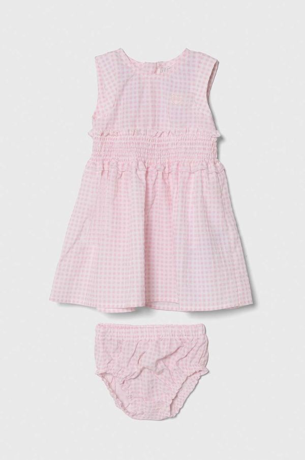 Guess Haljina za bebe Guess boja: ružičasta, mini, širi se prema dolje