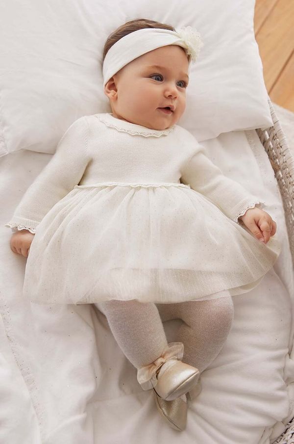 Mayoral Newborn Haljina za bebe Mayoral Newborn boja: bež, mini, širi se prema dolje, 2806