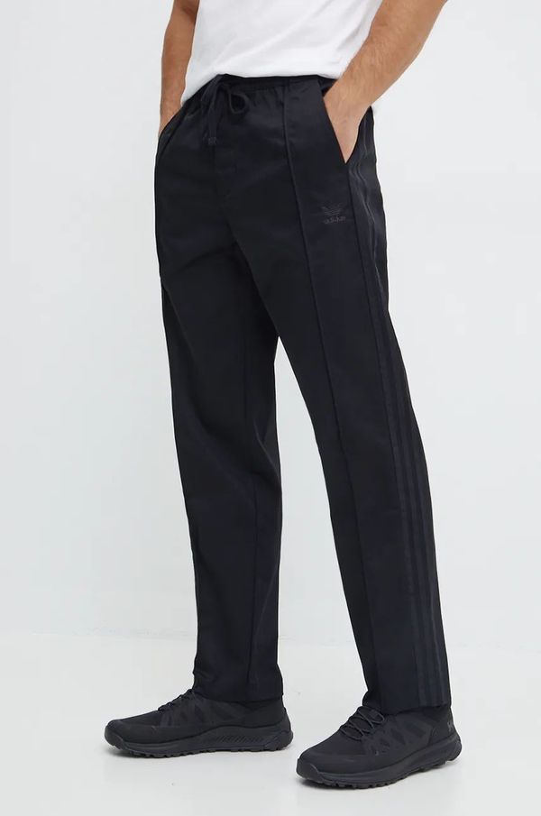 adidas Originals Hlače adidas Originals za muškarce, boja: crna, chinos kroj, IY2074