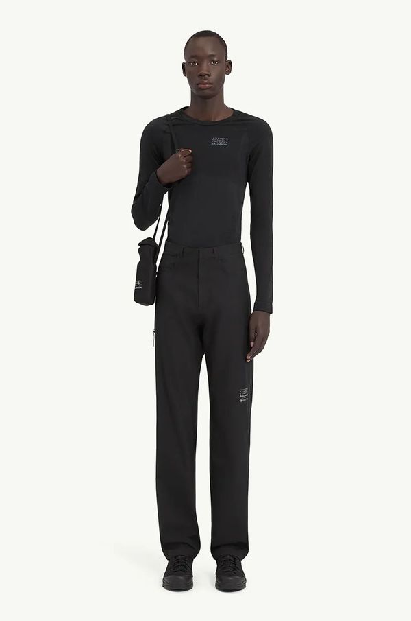 MM6 Maison Margiela Hlače MM6 Maison Margiela x Salomon za muškarce, boja: crna, ravni kroj, SH0LA0013.M35200