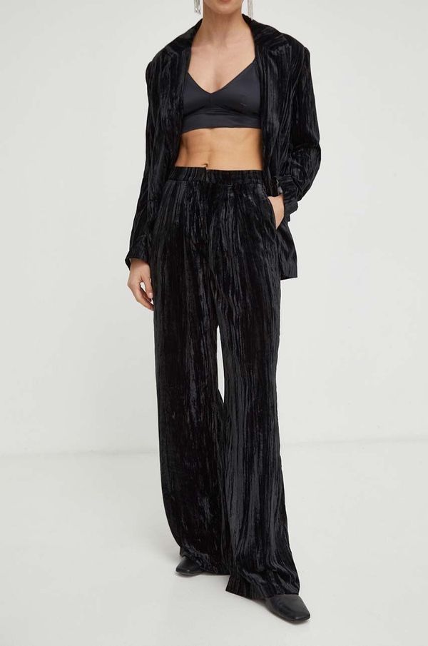 2NDDAY Hlače od velura 2NDDAY boja: crna, ravni kroj, visoki struk