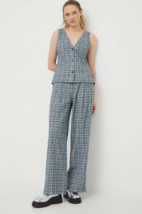 Stine Goya Hlače Stine Goya za žene, boja: zelena, široke, visoki struk