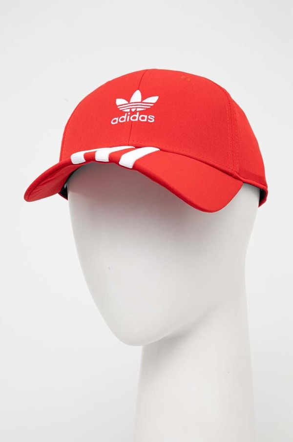 adidas Originals Kapa sa šiltom adidas Originals boja: crvena, s aplikacijom