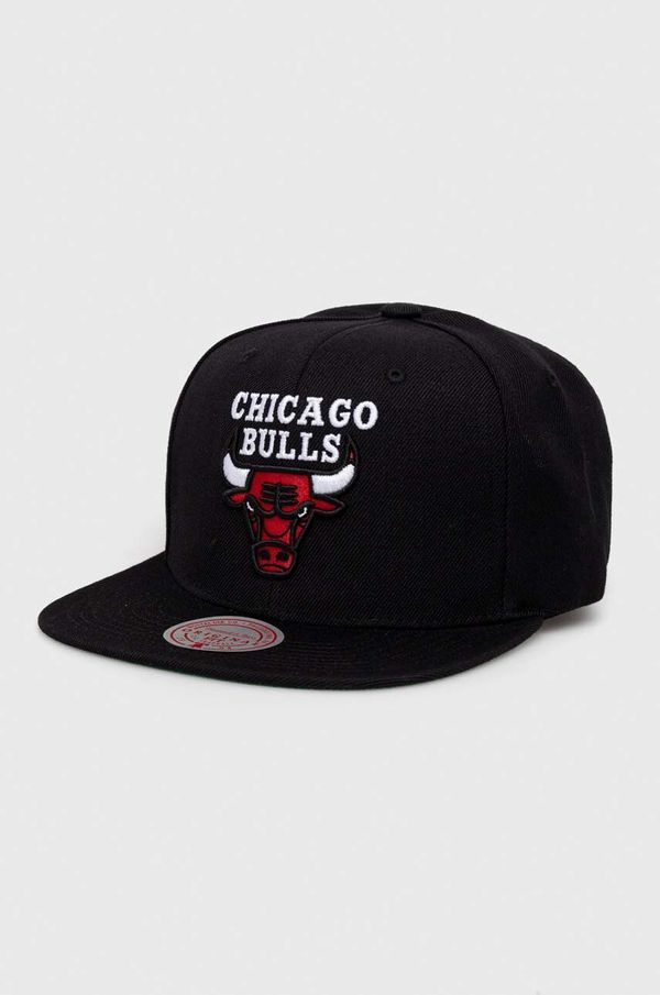 Mitchell&Ness Kapa sa šiltom s dodatkom vune Mitchell&Ness Chicago Bulls boja: crna, s aplikacijom