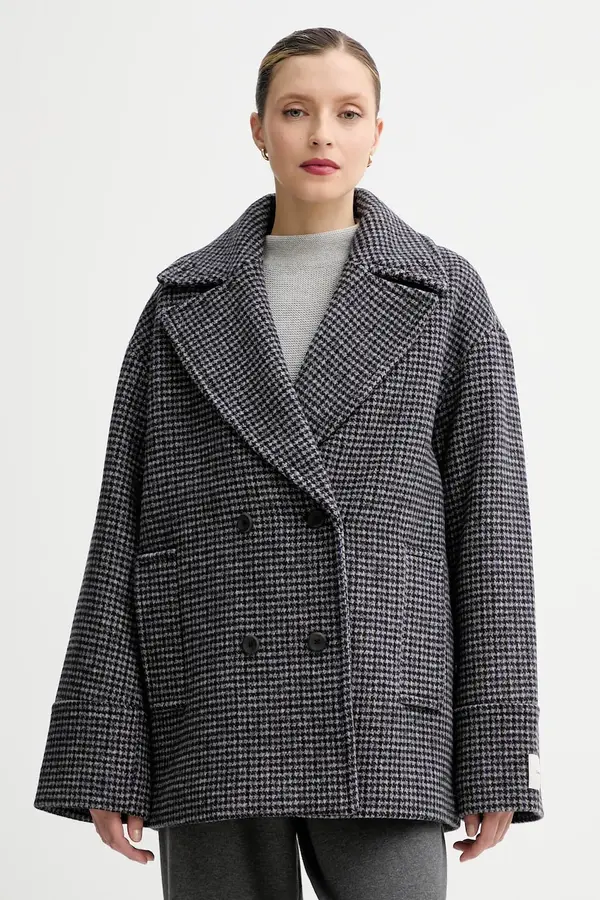 Calvin Klein Kaput s dodatkom vune Calvin Klein