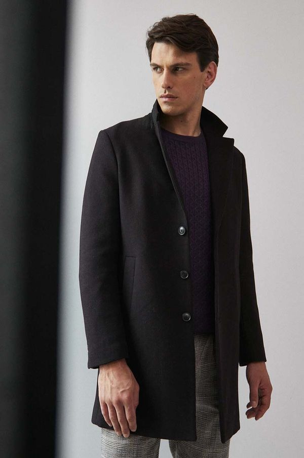 Medicine Kaput s primjesom vune Medicine boja: bordo, za prijelazno razdoblje