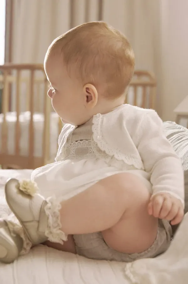 Mayoral Newborn Kardigan za bebe Mayoral Newborn boja: bež, lagani, 1308