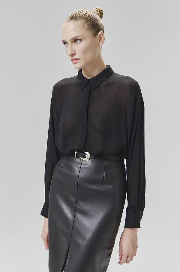 Answear Lab Košulja Answear Lab za žene, boja: crna, relaxed, s klasičnim ovratnikom