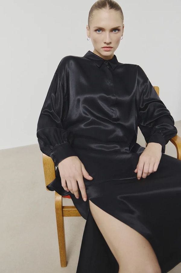 Answear Lab Košulja Answear Lab za žene, boja: crna, relaxed, s klasičnim ovratnikom