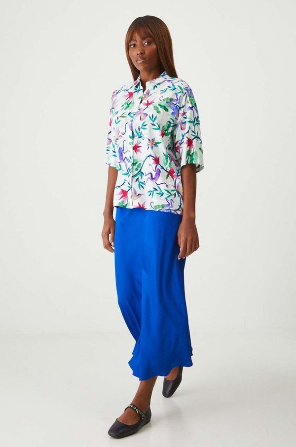 Medicine Košulja Medicine za žene, boja: bijela, relaxed, s klasičnim ovratnikom