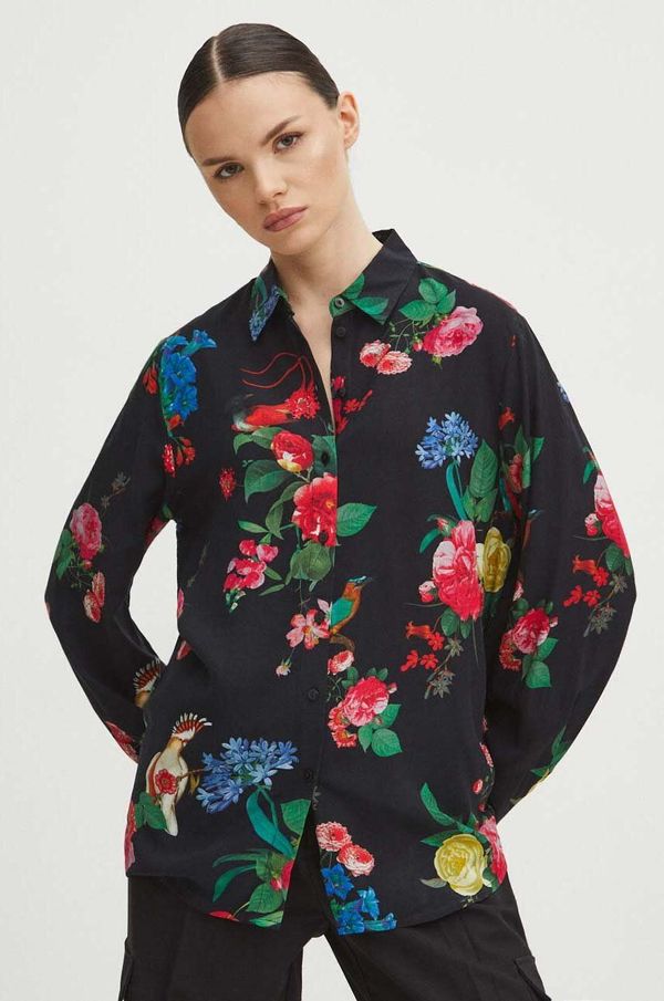 Medicine Košulja Medicine za žene, boja: crna, regular, s klasičnim ovratnikom