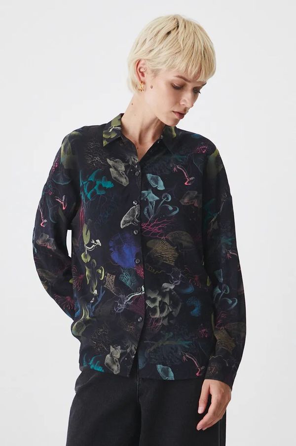 Medicine Košulja Medicine za žene, boja: crna, relaxed, s klasičnim ovratnikom