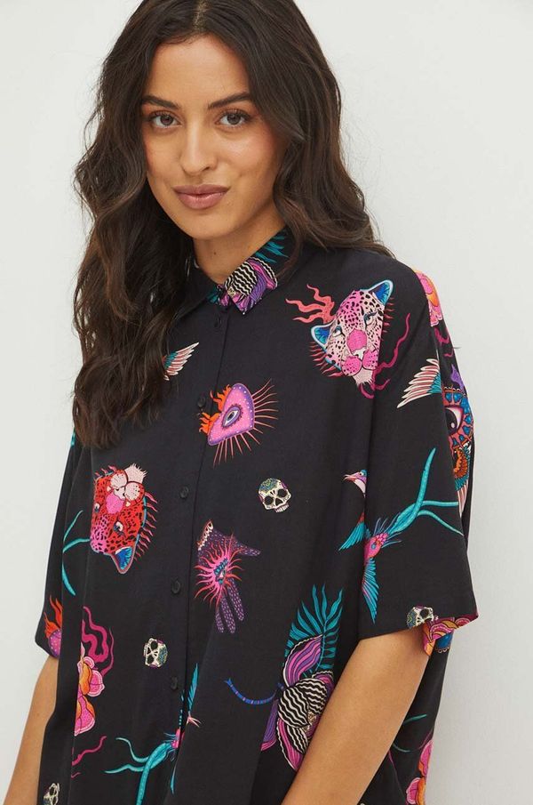 Medicine Košulja Medicine za žene, boja: crna, relaxed, s klasičnim ovratnikom