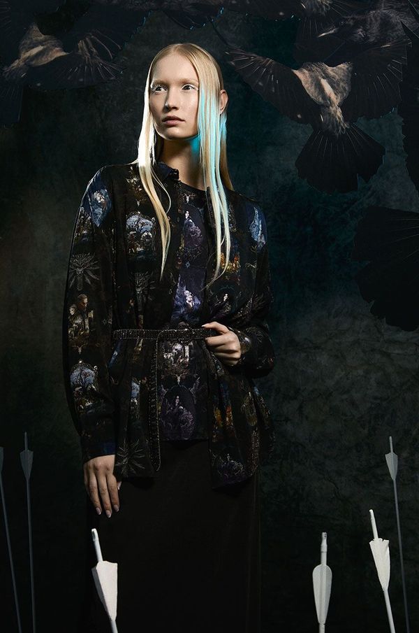 Medicine Košulja Medicine za žene, boja: crna, relaxed, s klasičnim ovratnikom