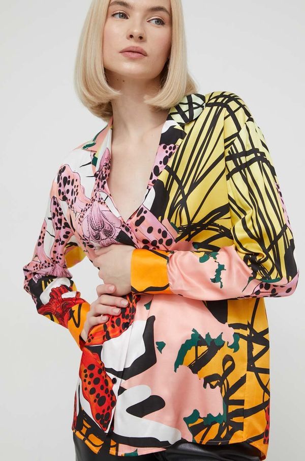 Desigual Košulja s primjesom svile Desigual relaxed, s klasičnim ovratnikom