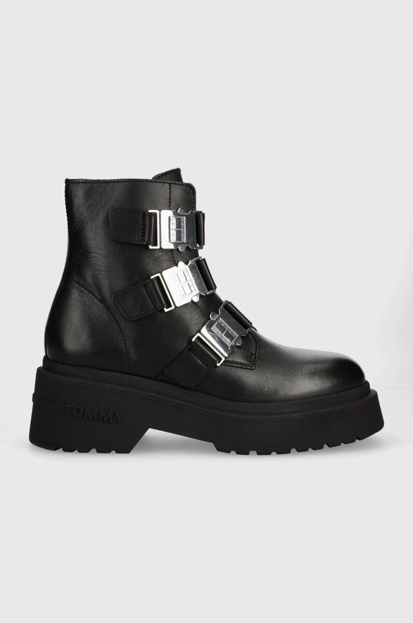 Tommy Jeans Kožne gležnjače Tommy Jeans TJW CHUNKY BOOT HARDWARE za žene, boja: crna, s platformom, EN0EN02443