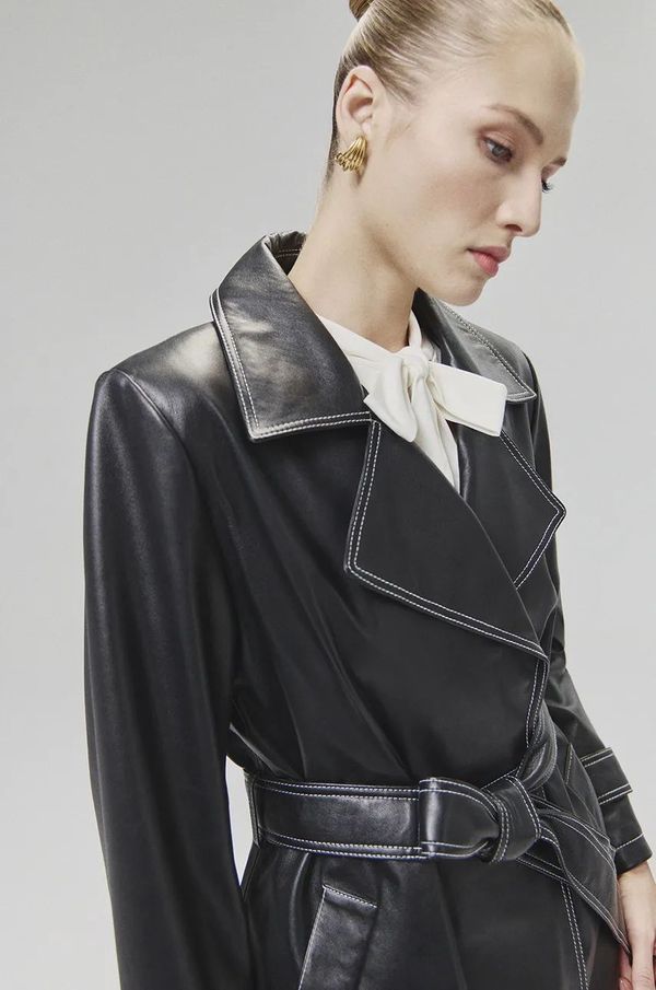 Answear Lab Kožni kaput Answear Lab za žene, boja: crna, za prijelazno razdoblje, kopčanje u dva reda