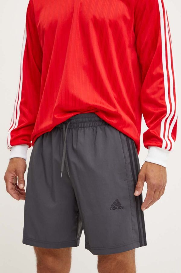 adidas Kratke hlače adidas Essentials Chelsea za muškarce, boja: siva, JG8499