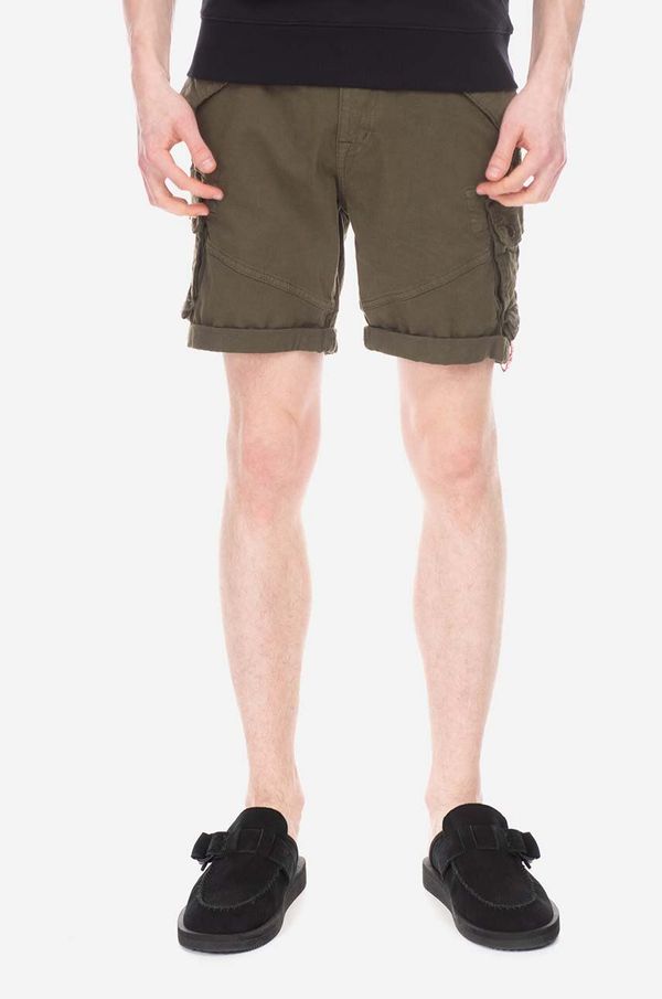 Alpha Industries Kratke hlače Alpha Industries Combat Short za muškarce, boja: zelena, 116210.142-green