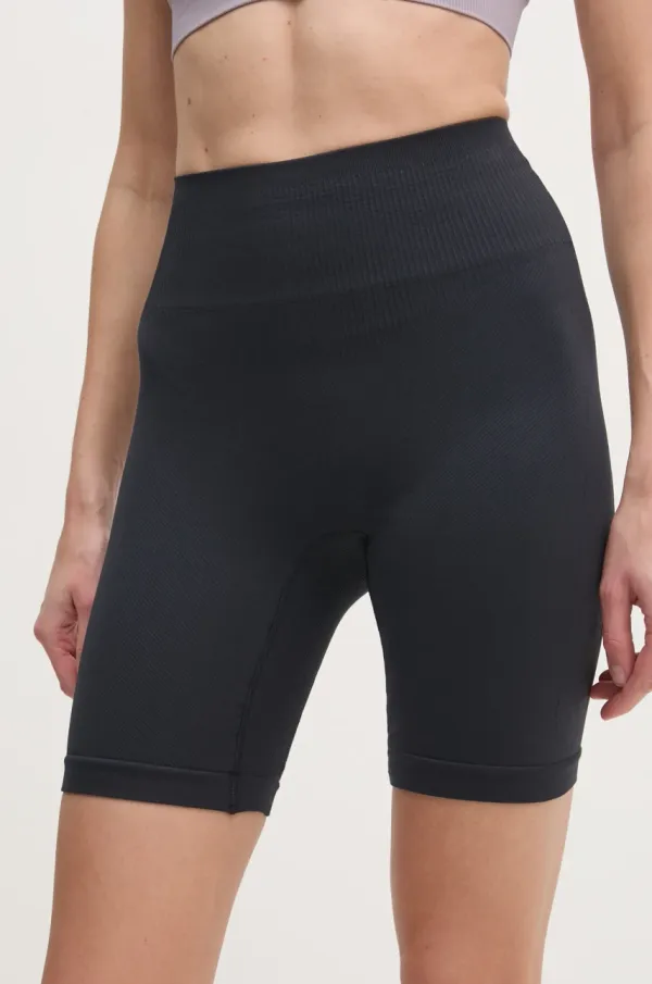 Hummel Kratke hlače za trening Hummel Alive boja: crna, bez uzorka, visoki struk, 228084