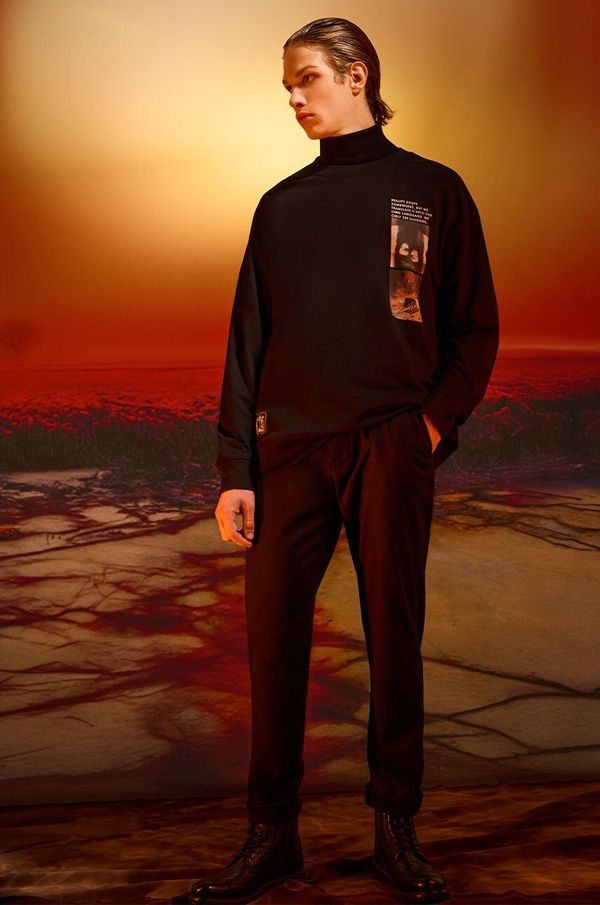 Medicine Majica dugih rukava Medicine za muškarce, boja: crna, s tiskom