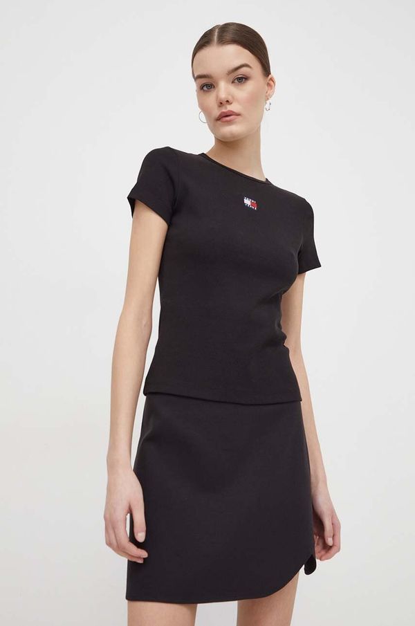 Tommy Jeans Majica kratkih rukava Tommy Jeans za žene, boja: crna