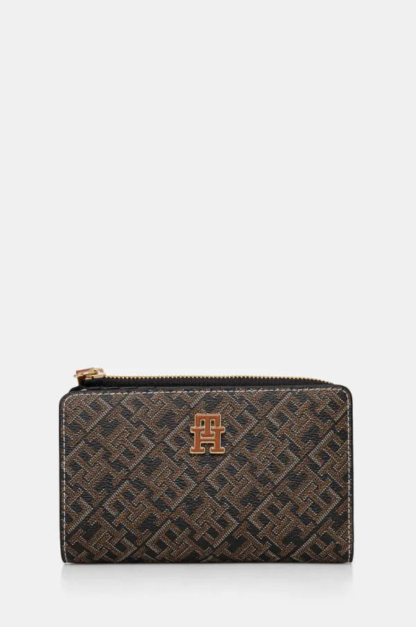 Tommy Hilfiger Novčanik Tommy Hilfiger za žene, boja: smeđa, AW0AW17417