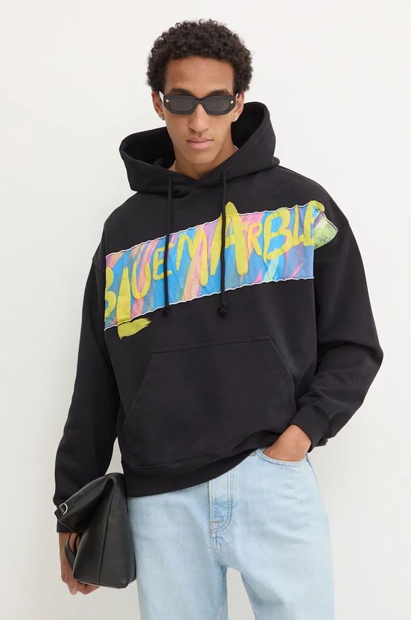 BLUEMARBLE Pamučna dukserica BLUEMARBLE za muškarce, boja: crna, s kapuljačom, s tiskom, HO01.FL05B24