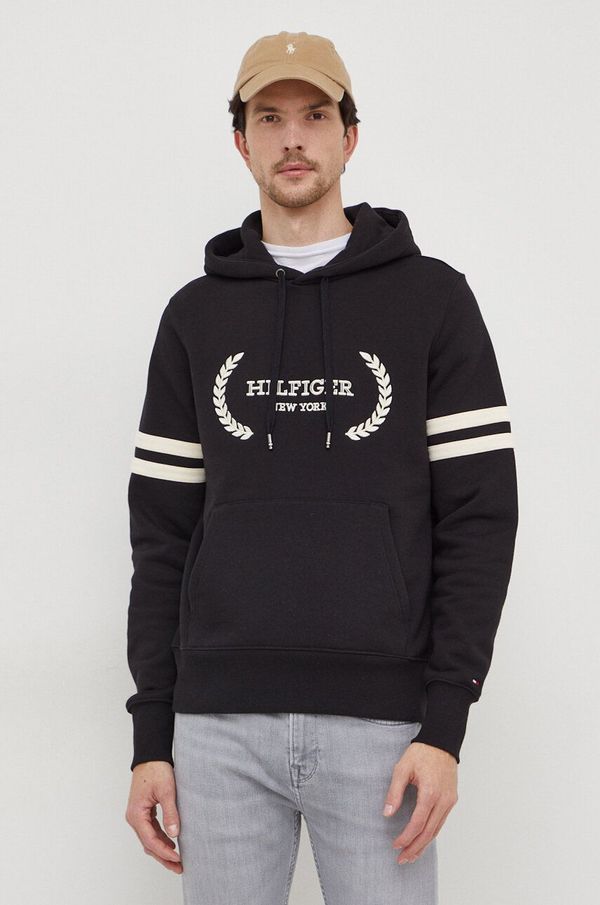 Tommy Hilfiger Pamučna dukserica Tommy Hilfiger za muškarce, boja: crna, s kapuljačom, s aplikacijom