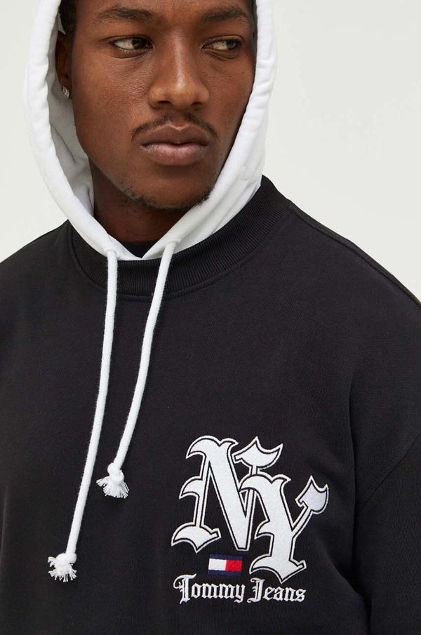 Tommy Jeans Pamučna dukserica Tommy Jeans za muškarce, boja: crna, s kapuljačom, s aplikacijom