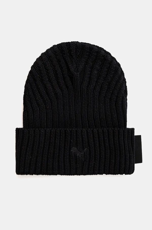 Puma Pamučna kapa Puma boja: crna, od tanke pletenine, pamučna, 25690