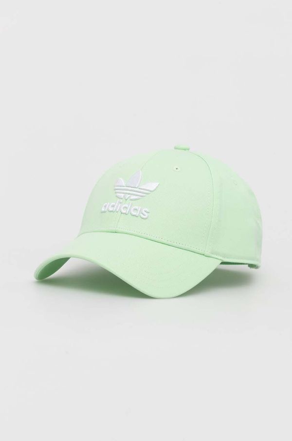 adidas Originals Pamučna kapa sa šiltom adidas Originals boja: zelena, s aplikacijom