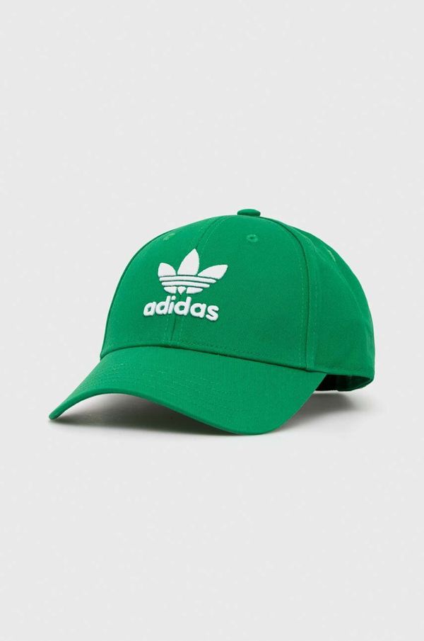 adidas Originals Pamučna kapa sa šiltom adidas Originals boja: zelena, s aplikacijom