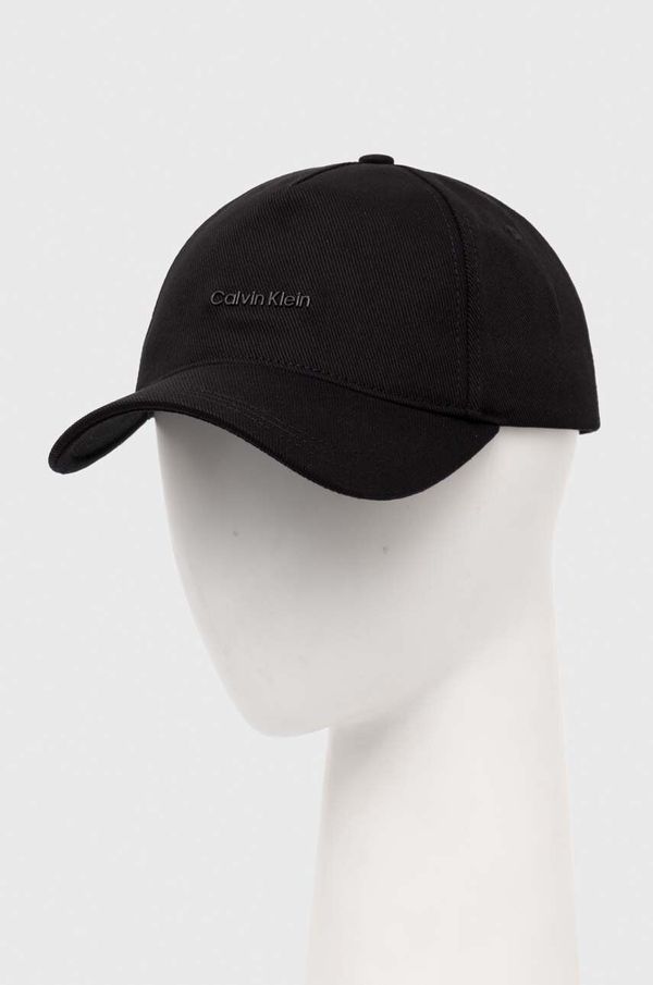Calvin Klein Pamučna kapa sa šiltom Calvin Klein boja: crna, s aplikacijom, K60K611905