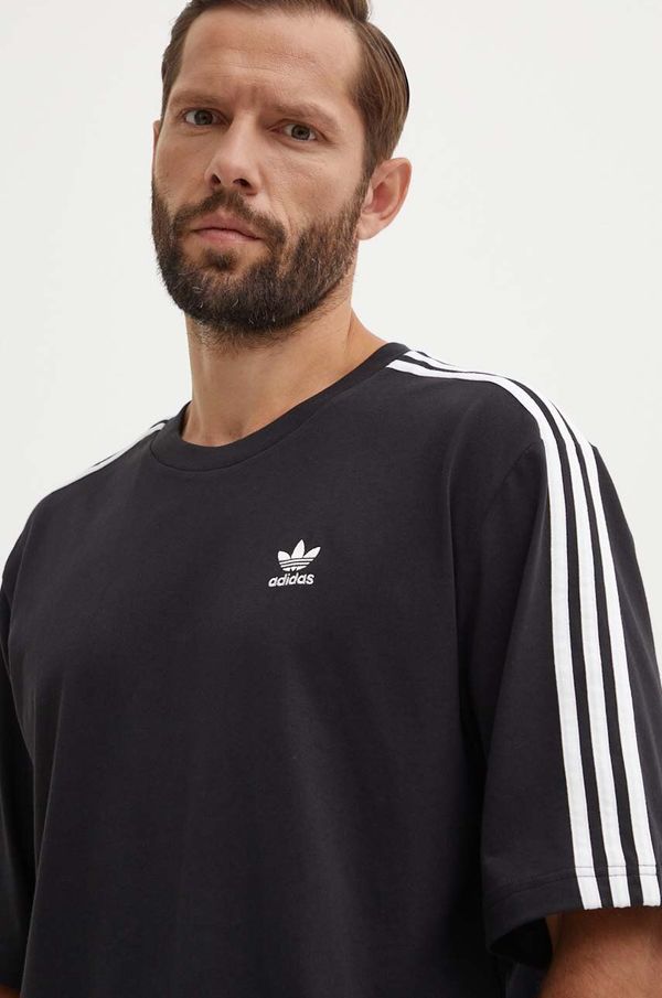 adidas Originals Pamučna majica adidas Originals Oversize Tee za muškarce, boja: crna, s aplikacijom, IZ1832