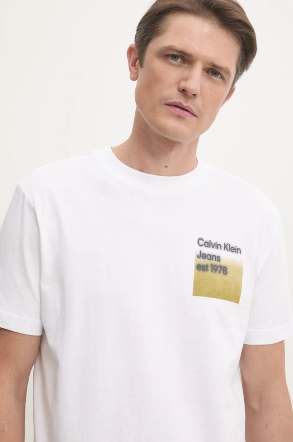 Calvin Klein Jeans Pamučna majica Calvin Klein Jeans za muškarce, boja: bijela, s tiskom, J30J327080