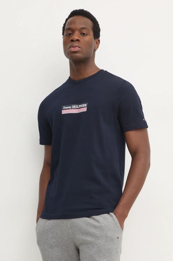 Tommy Hilfiger Pamučna majica Tommy Hilfiger za muškarce, boja: tamno plava, s aplikacijom, MW0MW38079