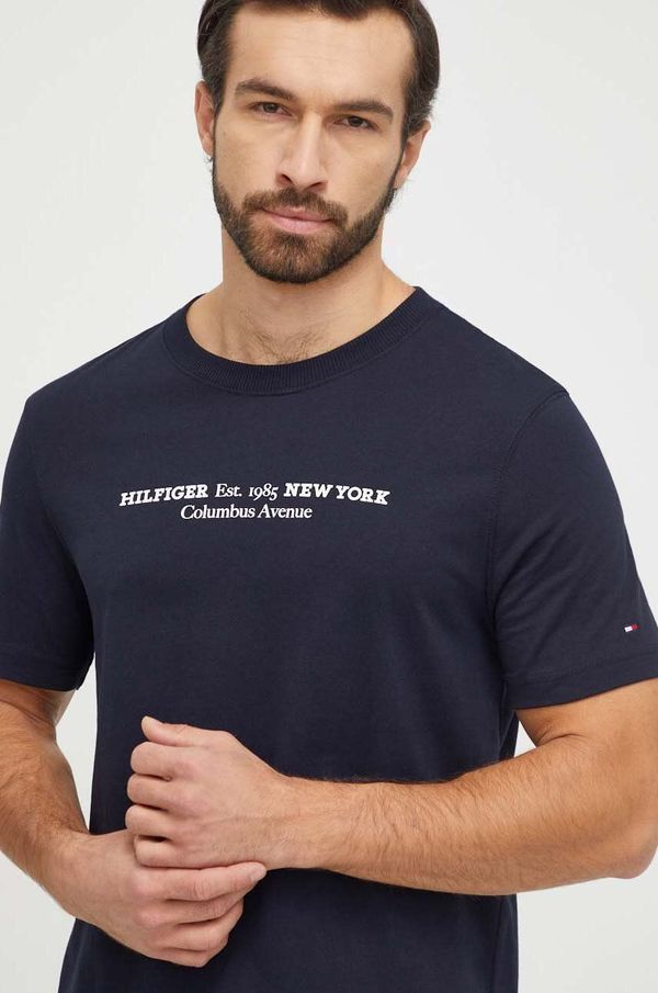 Tommy Hilfiger Pamučna majica Tommy Hilfiger za muškarce, boja: tamno plava, s tiskom