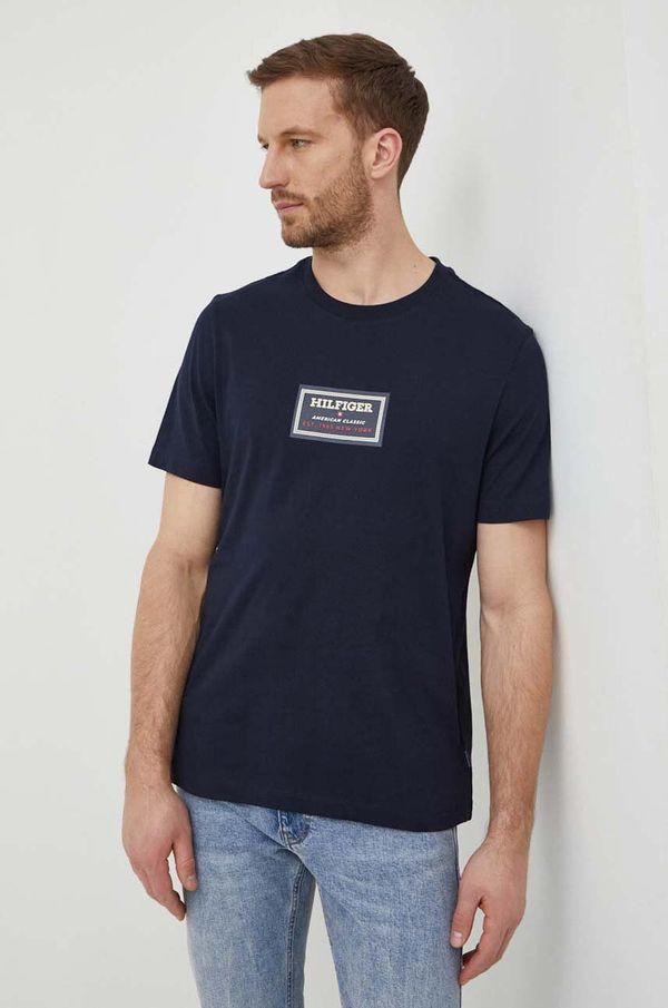 Tommy Hilfiger Pamučna majica Tommy Hilfiger za muškarce, boja: tamno plava, s tiskom