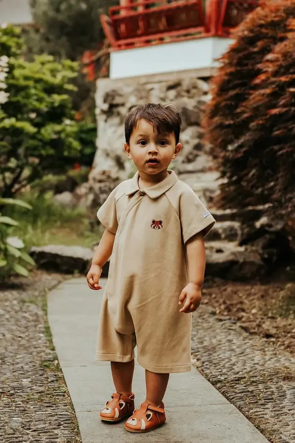 Donsje Pamučni kombinezon za bebe Donsje Adriaen Playsuit Red Panda