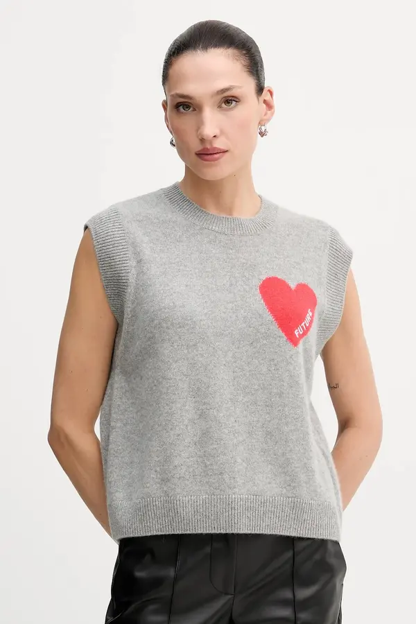 From Future Pulover FROM FUTURE