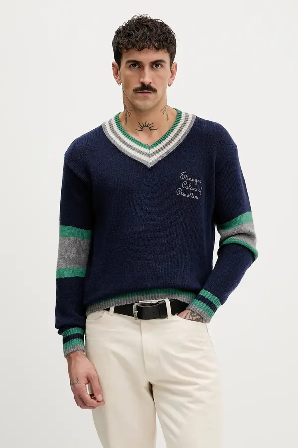 United Colors of Benetton Pulover s dodatkom vune United Colors of Benetton x Stranger Things