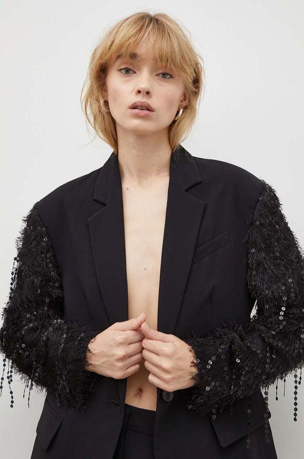 Day Birger et Mikkelsen Sako Day Birger et Mikkelsen boja: crna, jednoredno zakopčavanje, bez uzorka