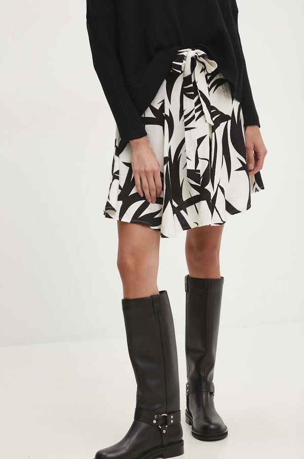 Answear Lab Suknja Answear Lab boja: bijela, mini, širi se prema dolje