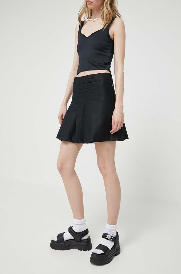 Dickies Suknja Dickies boja: crna, mini, širi se prema dolje