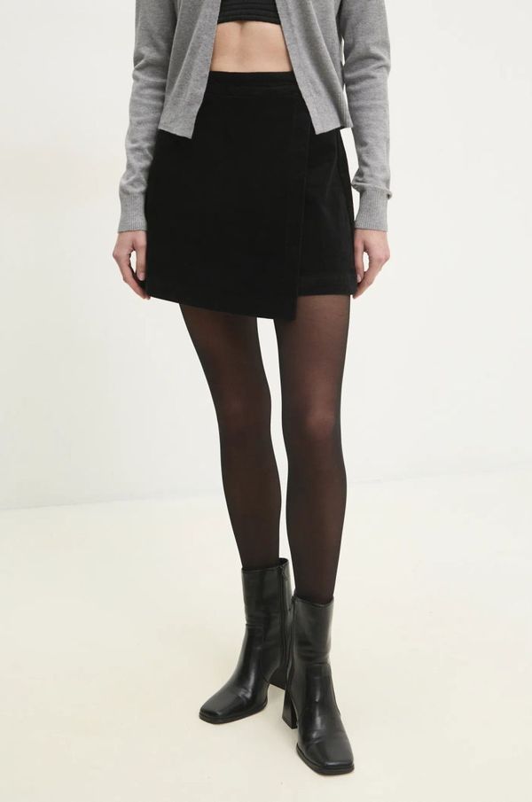 Answear Lab Suknja-hlače od samta Answear Lab boja: crna, mini, ravna